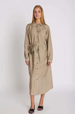 7639RDFDaria dress 154 Sandstone RDF593