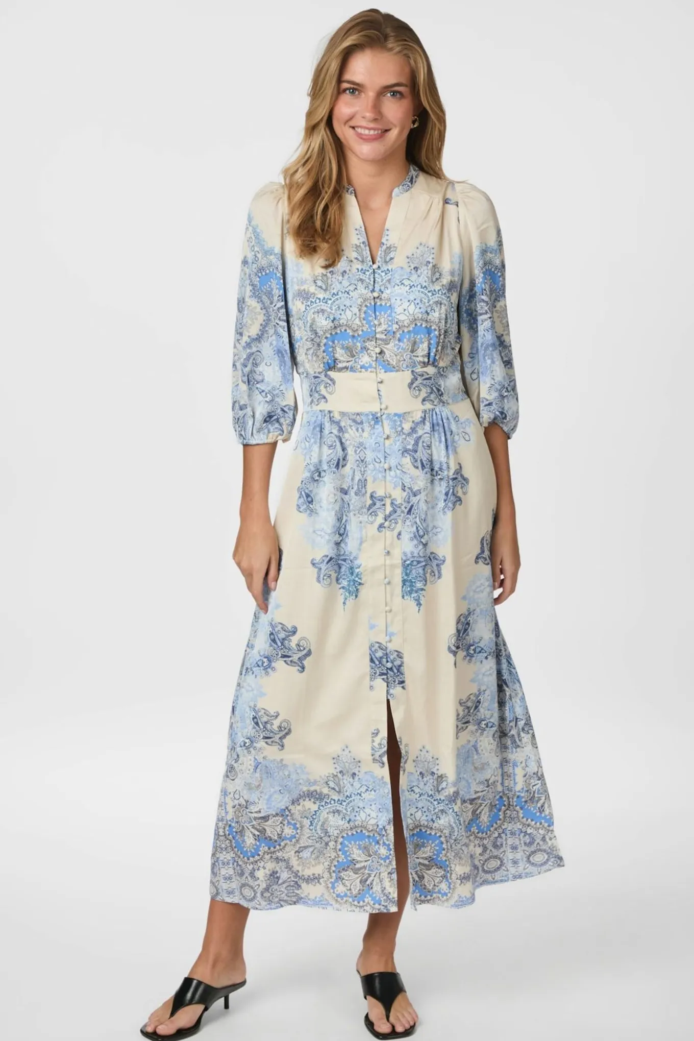 Stellar Artist Paisley POWDER BLUE 165339